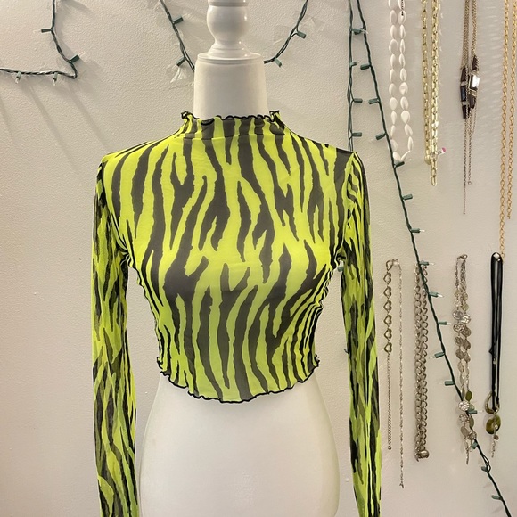 ZEBRA MESH TOP - Picture 1 of 3